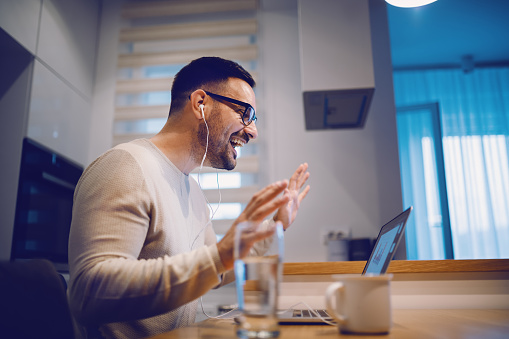 Quels sites choisir pour faire des rencontres?